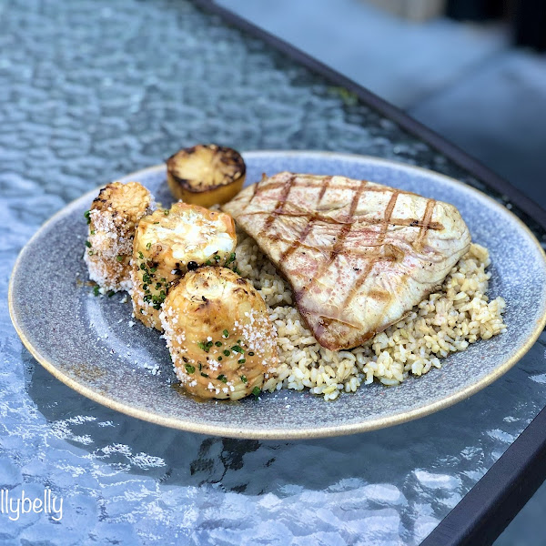 Yellowtail Hawaiian Style with brown rice and corn