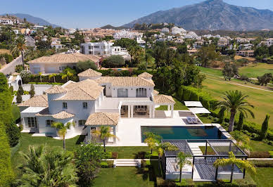 Villa avec piscine et jardin 3