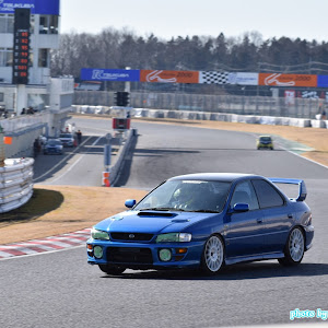 インプレッサ WRX GC8