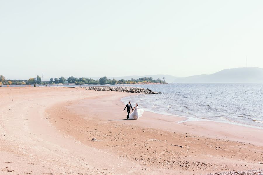 Fotógrafo de casamento Maksim Rodionov (rodionov). Foto de 14 de janeiro 2019