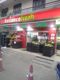 Reliance Fresh photo 3