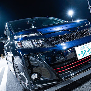 ヴォクシー ZRR80W