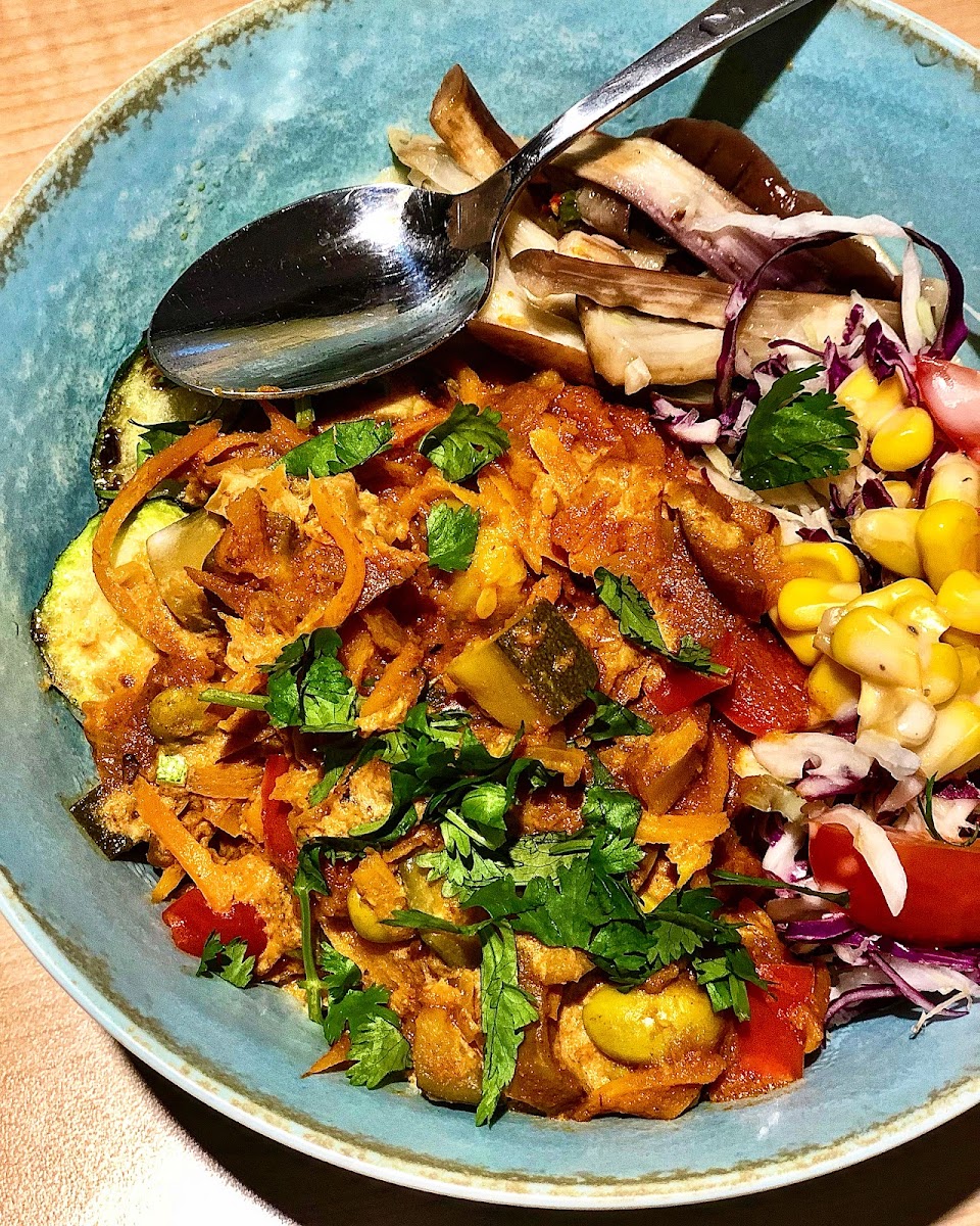 Vegan Spicy Yasai Curry Rice Bowl