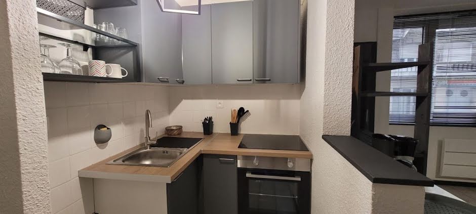 Location meublée appartement 1 pièce 36 m² à Saint-Brieuc (22000), 550 €