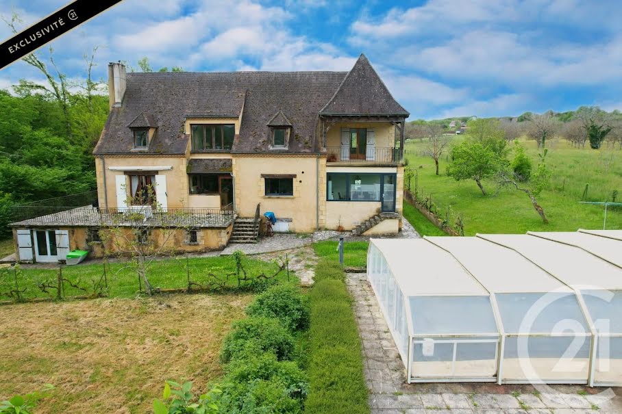 Vente maison 16 pièces 397.7 m² à Castelnaud-la-Chapelle (24250), 470 000 €