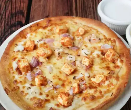 1 Paneer Cheese Pizza [9 Inches] With Thums Up Soft Beverage [750 Ml]