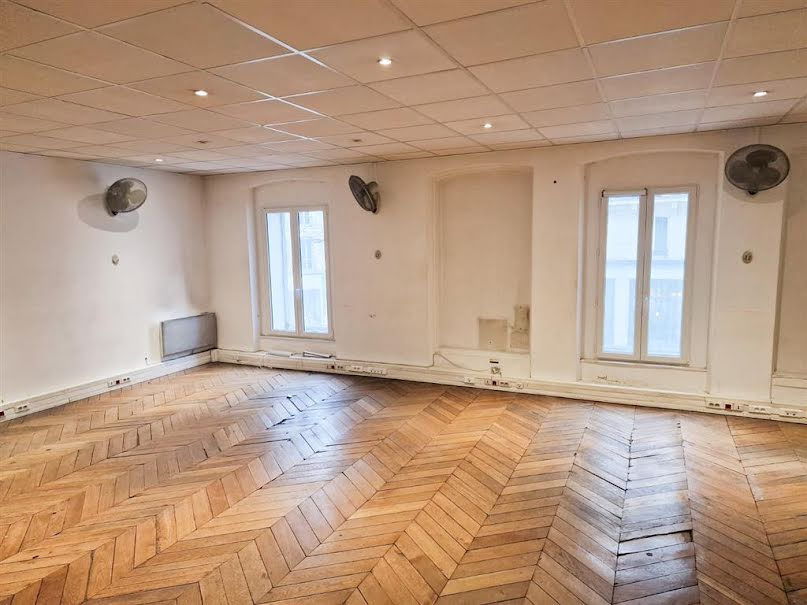 Location  locaux professionnels  164 m² à Paris 3ème (75003), 6 011 €