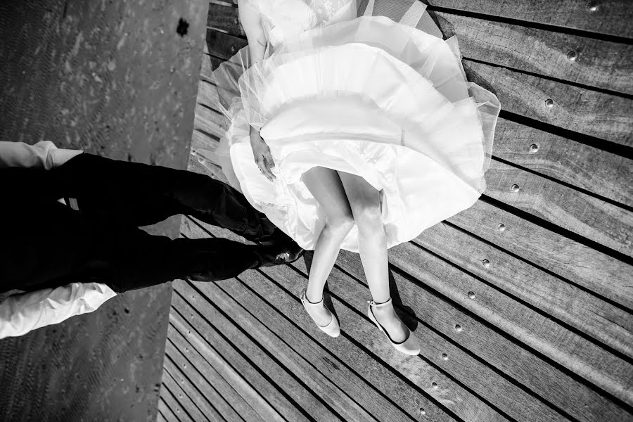 Wedding photographer Elsa Girault (girault). Photo of 3 February 2014