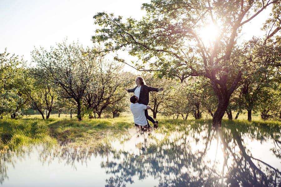 Photographe de mariage Yuliya Shulzhik (yulyashulzhik). Photo du 6 juin 2019