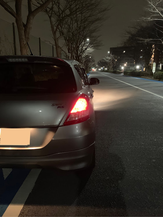 スイフトのドライブ・ガソスタは盛れる・スイフトスポーツ・ガソスタ映えに関するカスタム事例の投稿画像3枚目