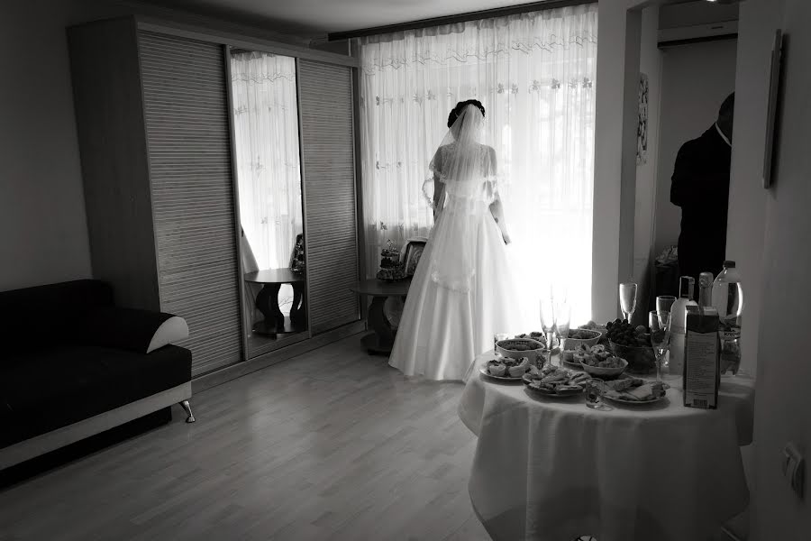 結婚式の写真家Oksana Ichalovskaya (ichalovskaya)。2017 10月26日の写真