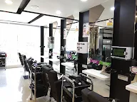 Green Trends Unisex Hair & Style Salon photo 3