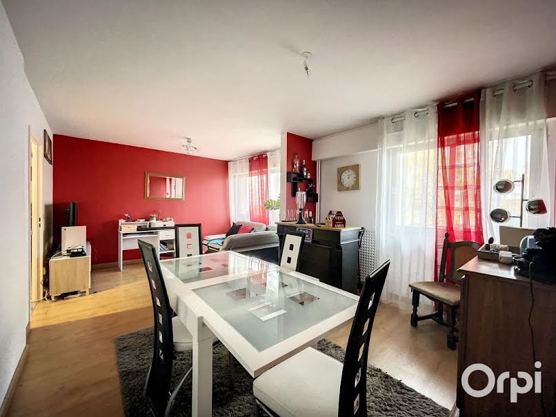 Vente appartement 2 pièces 52 m² à Montluçon (03100), 45 000 €