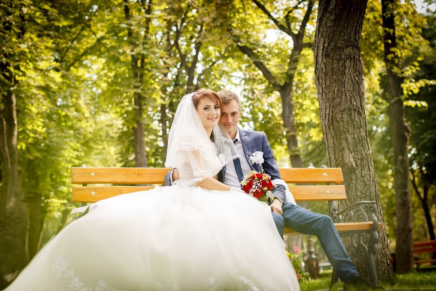 Wedding photographer Dmitro Guryanov (dartroom). Photo of 18 February 2017