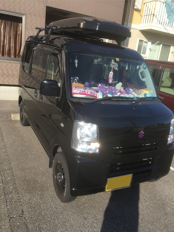 エブリイバンの洗車・ちょい上げ・ソフト痛車に関するカスタム事例の投稿画像1枚目