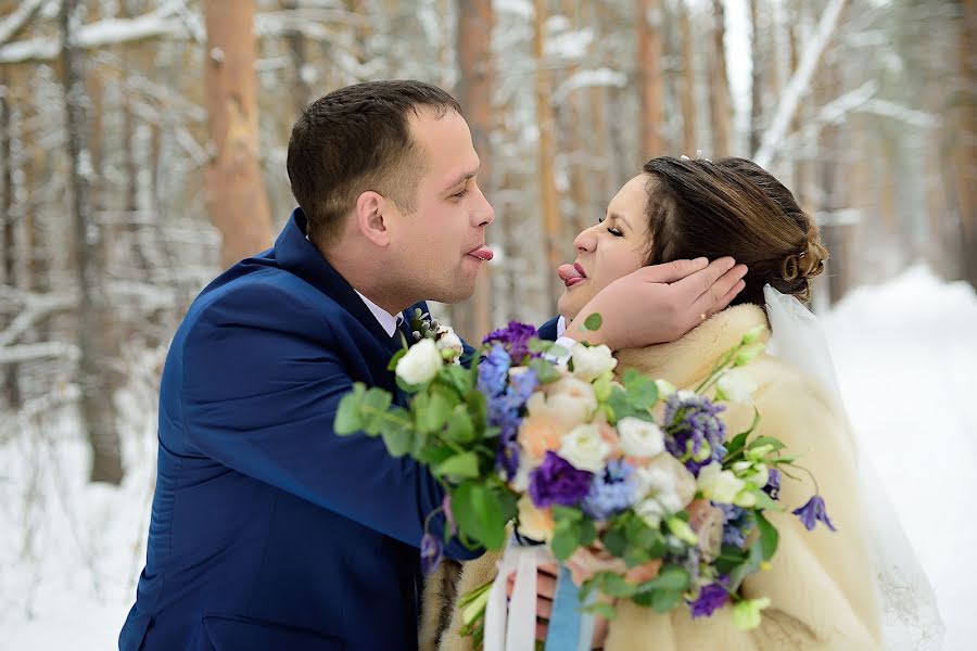 Wedding photographer Elena Raevskaya (leonflo). Photo of 20 February 2020