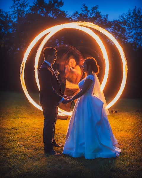 Fotógrafo de casamento Dominik Kučera (dominikkucera). Foto de 21 de fevereiro 2019