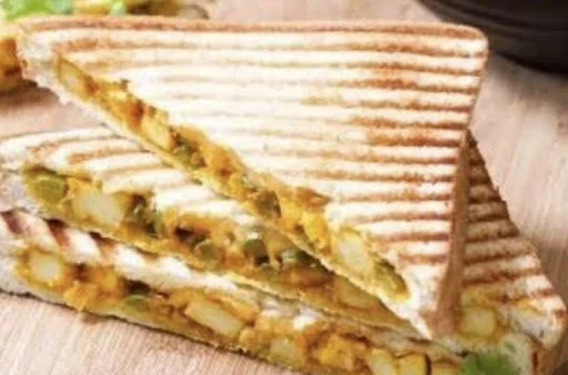 Kadhai Paneer Korma Sandwich