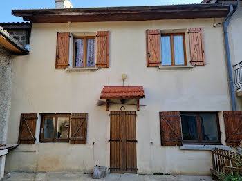 maison à Notre-Dame-de-Commiers (38)