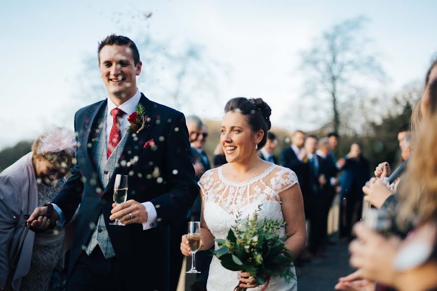 Fotógrafo de casamento Clare Lawrence (clarelawrence). Foto de 2 de julho 2019