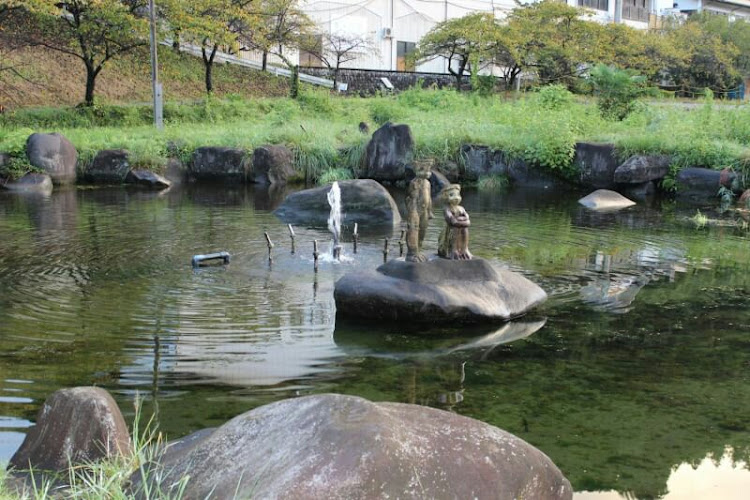 タスカンの愛車復活・秋の気配・真横・僕の私の自慢のオブジェの前で集合に関するカスタム事例の投稿画像5枚目