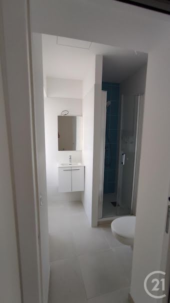 Location  appartement 1 pièce 27.06 m² à Corbeil-Essonnes (91100), 645 €