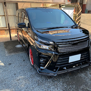 ヴォクシー ZRR80W