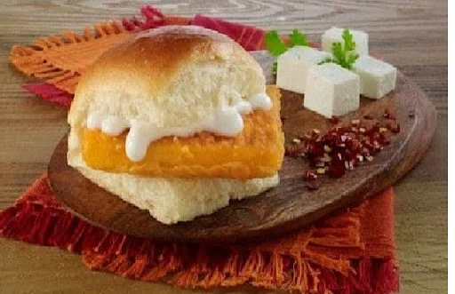 Paneer Vada Pav ( 2 Pcs)