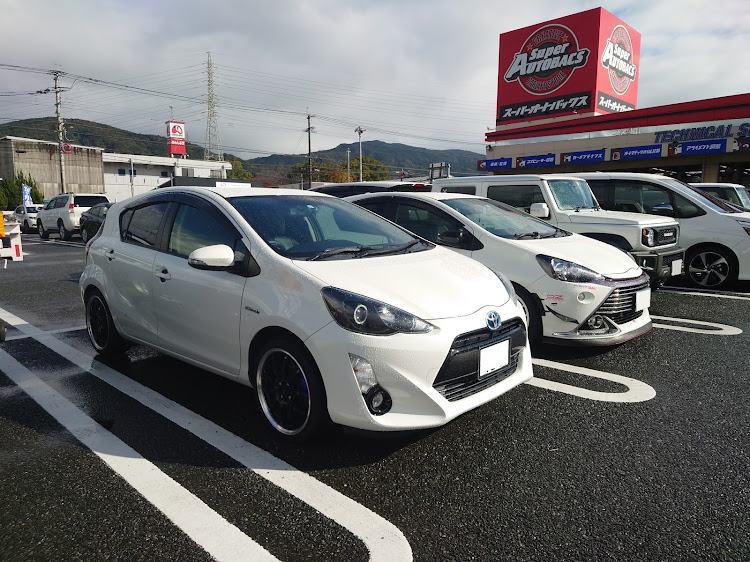 アクアG'sのToyota Gazoo Racing・O.Z Racing・九州アクア・GRガレージ福岡空港に関するカスタム事例の投稿画像1枚目