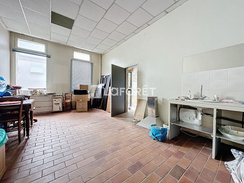 Vente locaux professionnels  40 m² à Rochefort (17300), 71 420 €