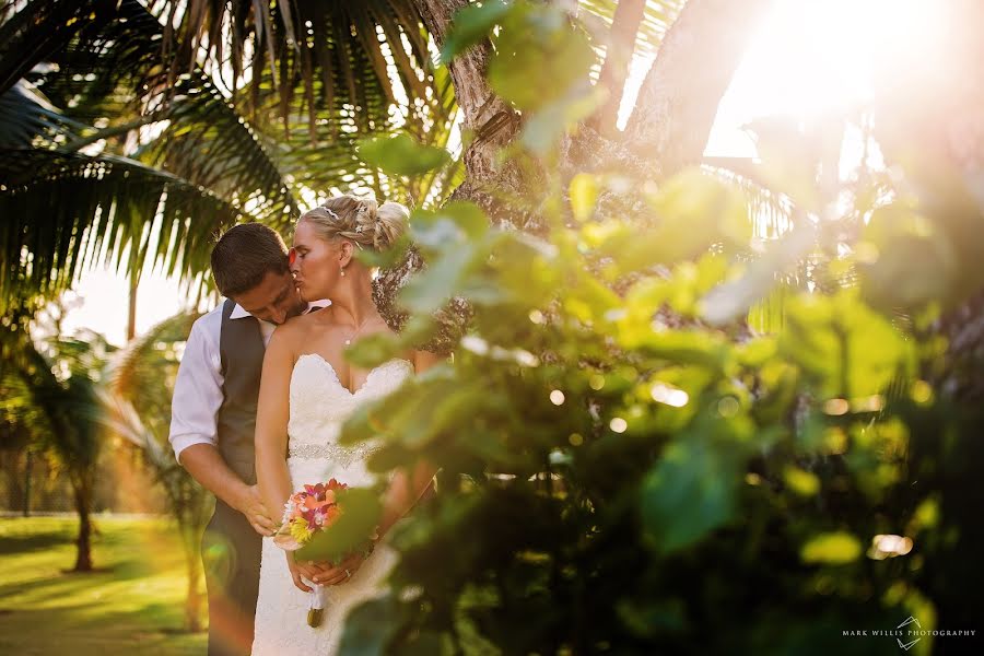 Fotografo di matrimoni Mark Willis (markwillis). Foto del 9 maggio 2019