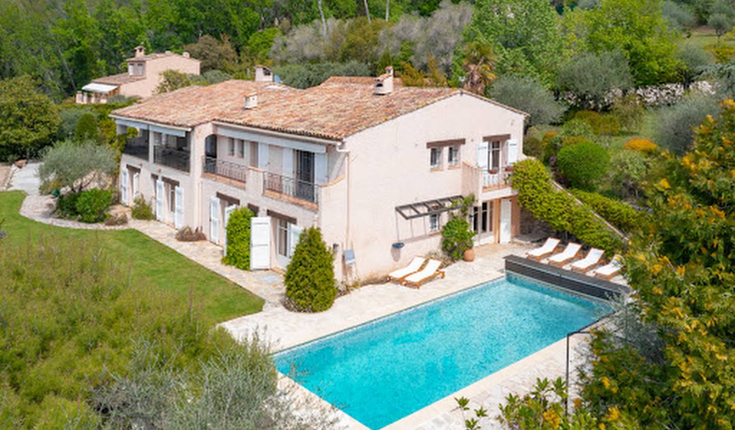 Villa with pool and garden Mouans-Sartoux