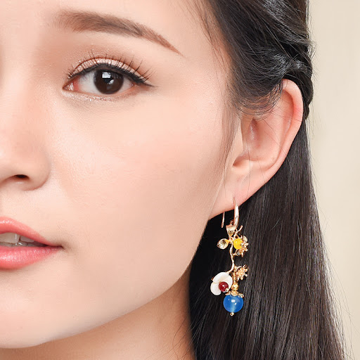 Title 4, Female Asymmetric Original Design Plum Stud Ear...