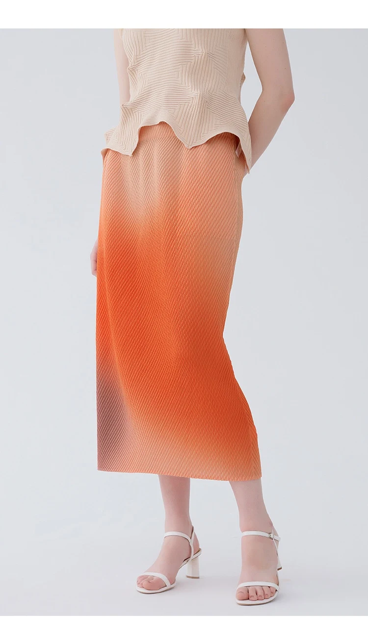 Women's Fashion Gradient High Waist Print Scale Pleated Skirt – Elevate your style with this flattering and versatile sk