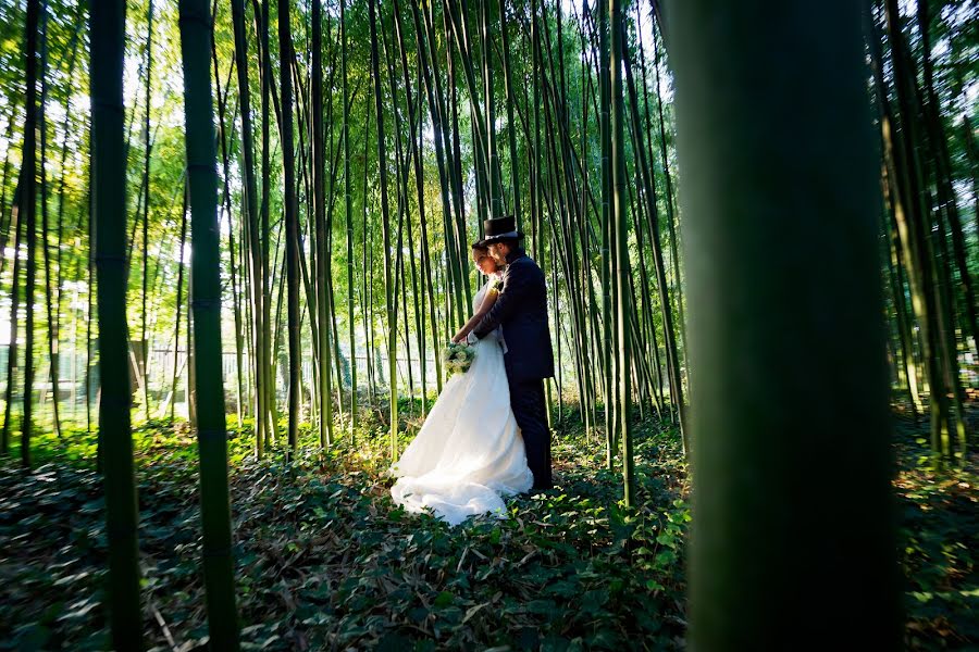 Fotografo di matrimoni Enrico Mingardi (mingardi). Foto del 24 aprile 2019