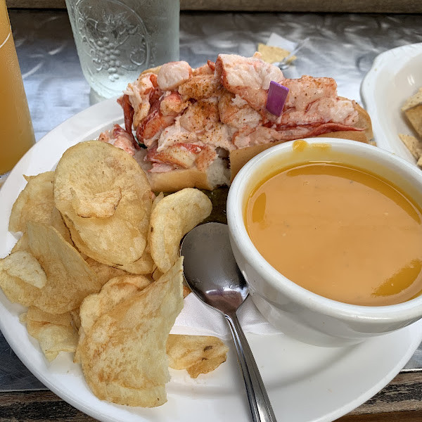 Lobstet Roll with GF bun and vegan sweet potato soup.