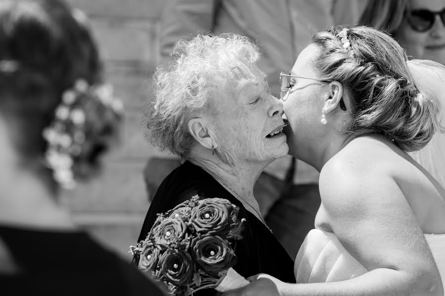 Wedding photographer Stéphane Lodes (grainesdevies). Photo of 7 December 2023