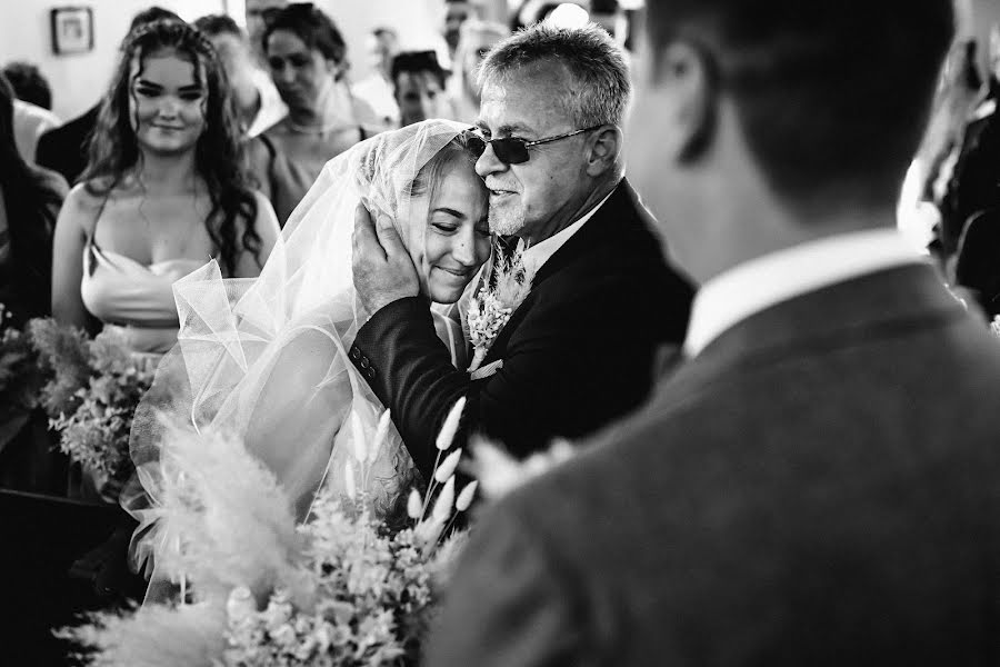 Fotógrafo de casamento Ferenc Zengő (zengoferenc). Foto de 21 de fevereiro