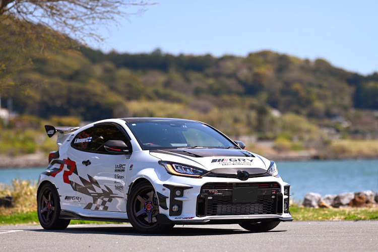 GRヤリスのTE37 SAGA S-Plus・#レイズホイール・オプションカラー・FUJI CORPORATION・PS4Sに関するカスタム事例の投稿画像1枚目