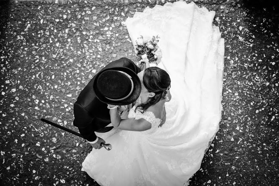 Fotógrafo de casamento Enrico Mingardi (mingardi). Foto de 24 de abril 2019