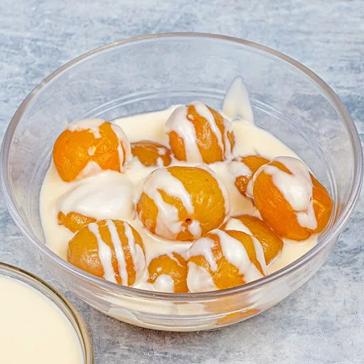 Apricot With Cream