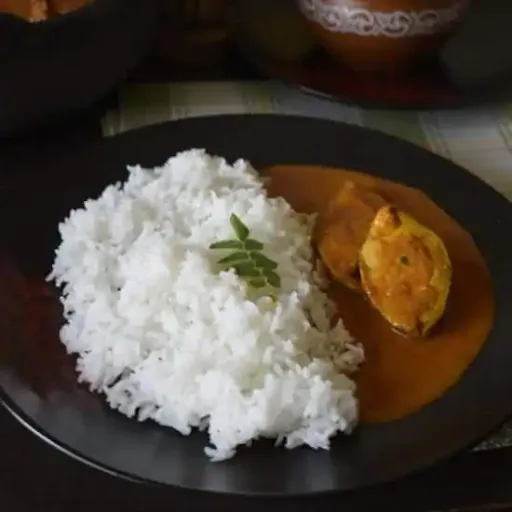 Machhi (2 Piece, Rohu), Chawal