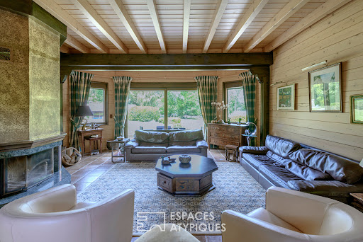 House with pool 4