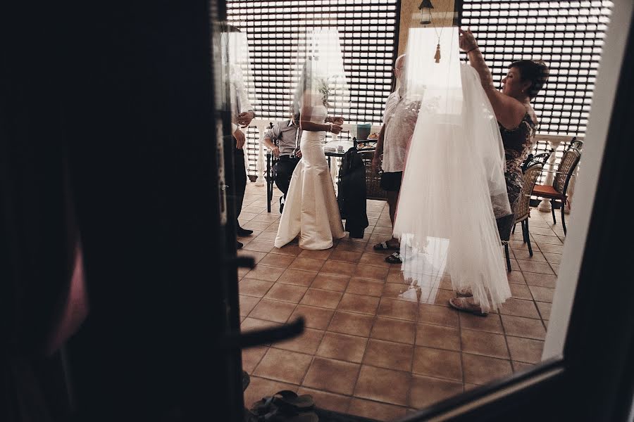 Fotografo di matrimoni Denis Polulyakh (poluliakh). Foto del 12 novembre 2015