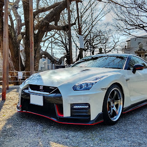 NISSAN GT-R R35