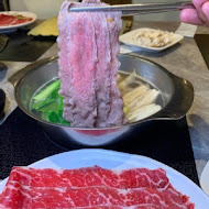 哈肉鍋大肉盤