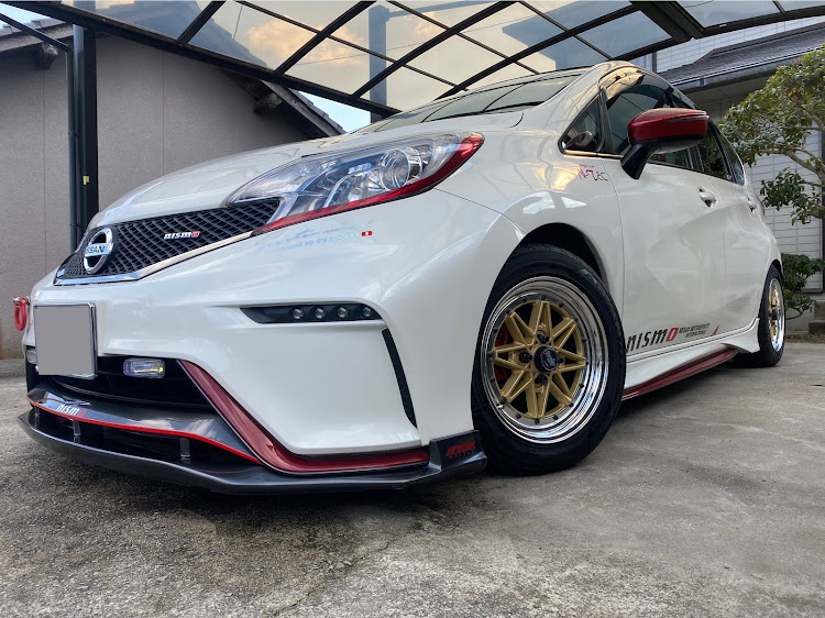 ノートの準キリ番ゲットしました。・過走行、万歳🙌・ブレーキペダルカバー・いつもの洗車ネタですいません・春の陽気？に関するカスタム事例の投稿画像2枚目