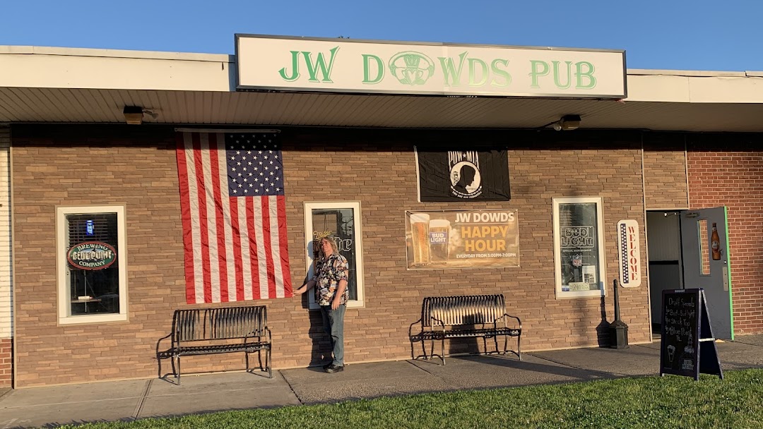 JW Dowds Pub - Bar & Grill in Hicksville