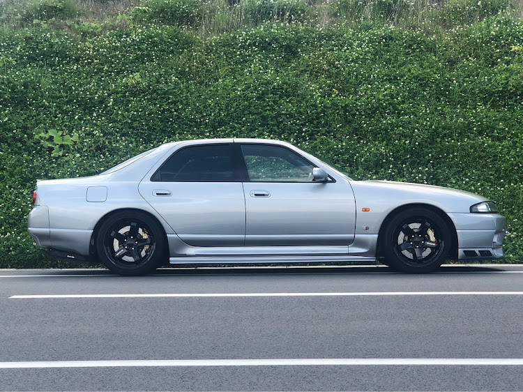スカイライン GT-RのDIY・ボディ補強・ガッチリサポート・フロントフェンダーに関するカスタム事例の投稿画像2枚目