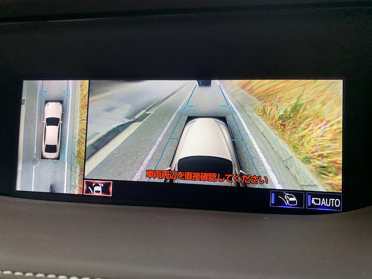 LSのLS500h・レクサス・レクサスLS・アラウンドビューモニター・アラウンドビューに関するカスタム事例の投稿画像1枚目